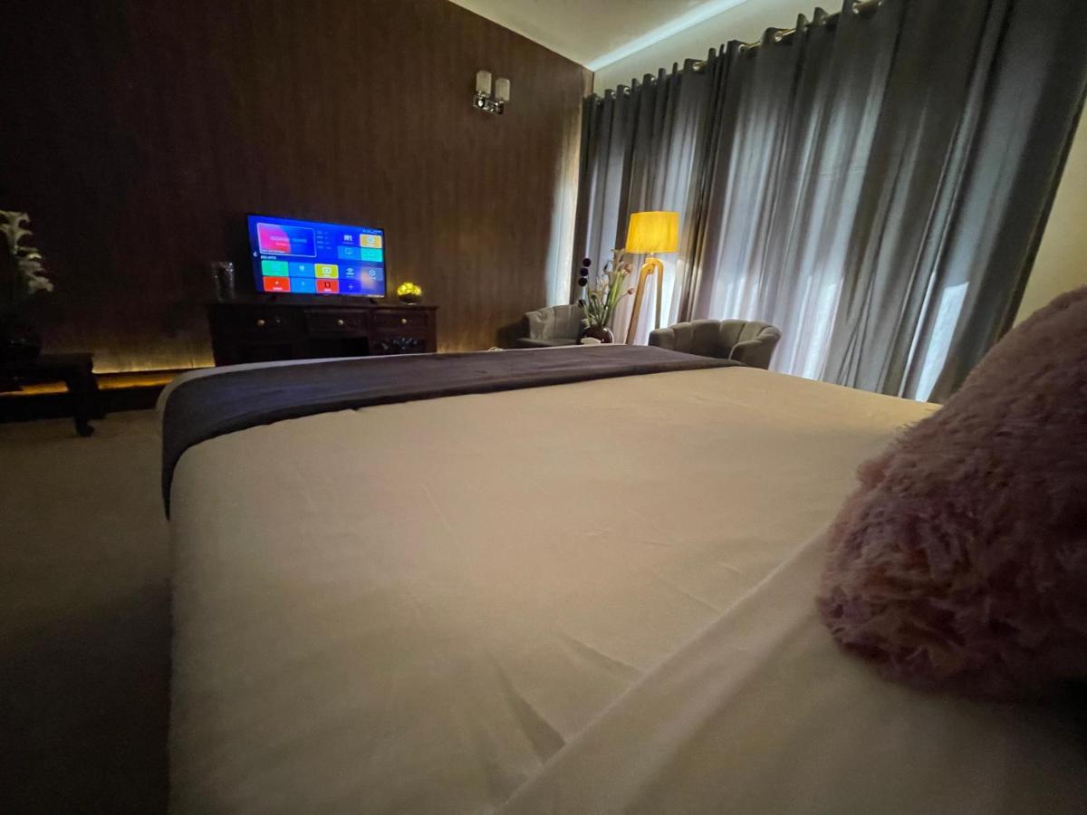 Laca Sa Lodge Opp Canturus Mall Исламабад Екстериор снимка