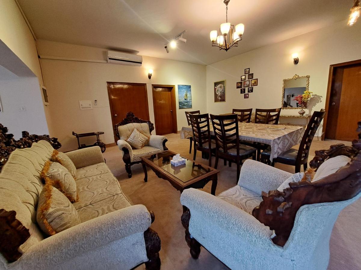 Laca Sa Lodge Opp Canturus Mall Исламабад Екстериор снимка